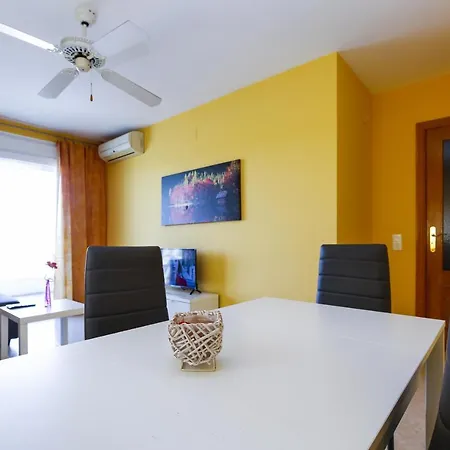 Vives Planet Costa Dorada Apartment *